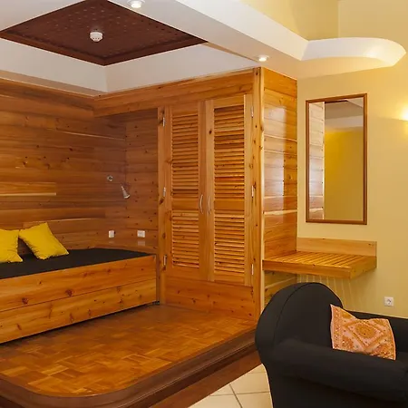 Aldeia Da Fonte Hotel *
